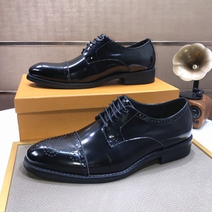 路易威登（Louis Vuitton）黑色系带透气男士商务正装皮鞋