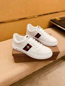 古驰（GUCCI）系带白色男士休闲运动鞋